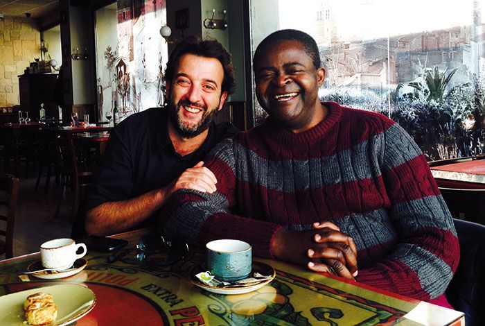 Mario Caballero y Boni Ofogo, contadores de cuentos