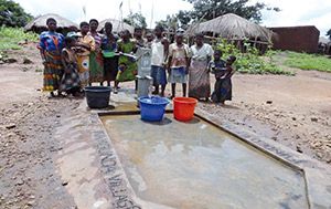 Proyecto financiado por Manos Unidas: pozos de agua en Malawi 