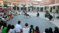 Mequinenza disfrutó de las ‘piruetas’ de los bailarines urbanos de Circle of Trust & Friends