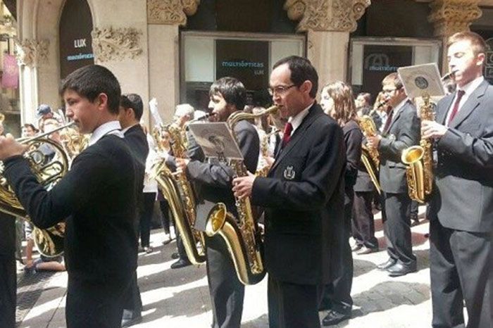 La Banda Municipal de Fraga participa en la fiesta de Moros y Cristianos de Lleida