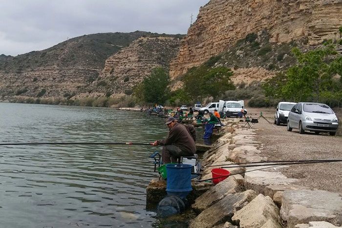 Fin de semana de pesca en Della Segre