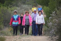 325 personas de entre 9 y 77 años participan en la XI Marcha Senderista Villa de Mequinenza