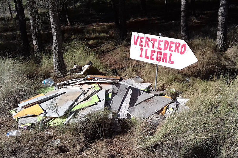 IU denuncia nuevos vertederos ilegales en el término municipal de Fraga