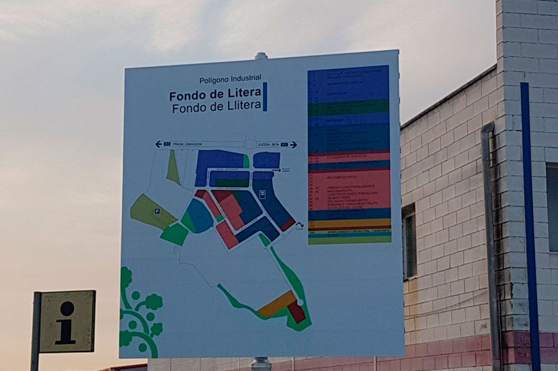 Ya ha finalizado la instalación de la nueva señalización en el Polígono Fondo de Litera