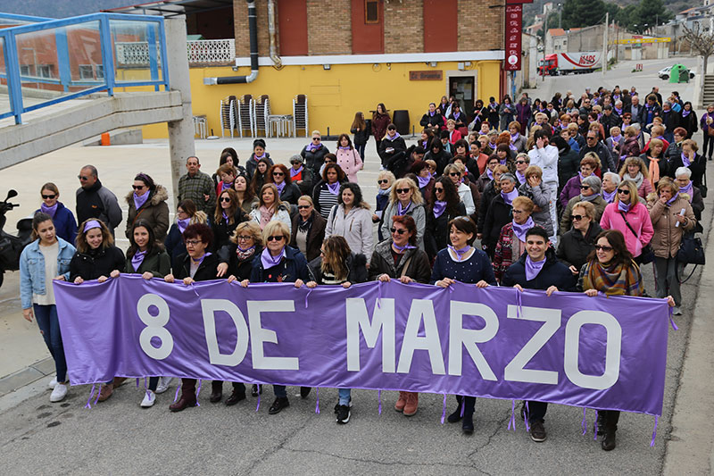 Mequinenza sale a la calle en un reivindicativo Día Internacional de la Mujer